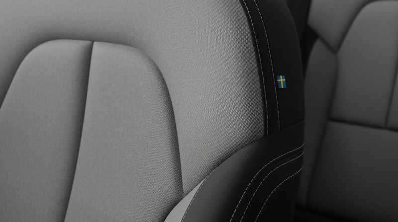 Volvo XC40 (2026) B3 CORE AUT - fotka 4 z 19