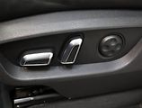 Audi Q7 (2012) 3.0 TDI, 4X4, Automat, 7 míst - náhled 22