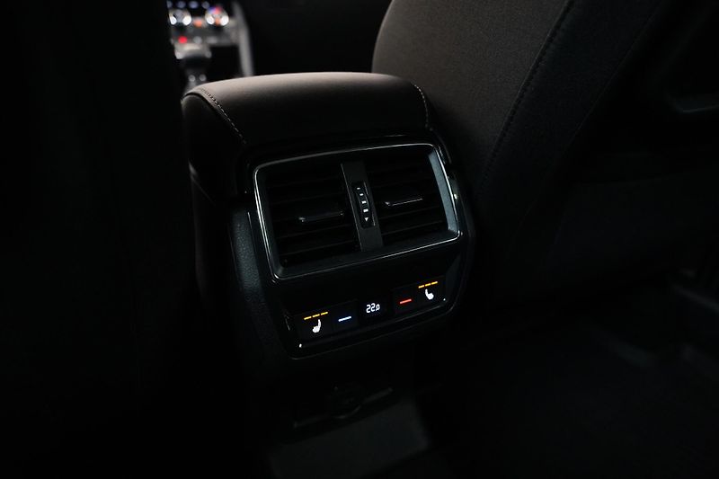 Škoda Karoq - fotka 26 z 29