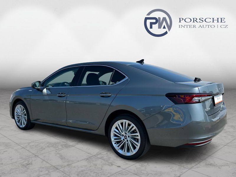 Škoda Superb 2,0 TDI / 142 kW 4x4 L&K DSG - fotka 4 z 23