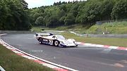 Rekordní čas zajetého kola na Nordschleife drží dodnes Porsche 956 v rukách Stefana Bellofa.