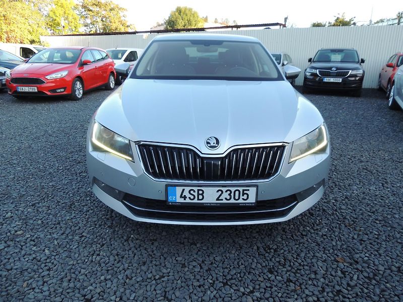Škoda Superb (2017) 2.0TDi,140kw,L&K,ČR - fotka 2 z 66