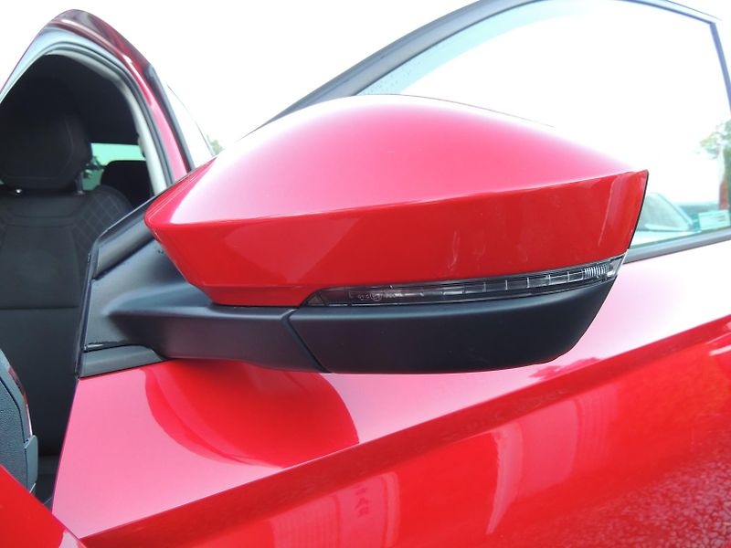 Škoda Karoq (2020) 1.5TSI,110kw,DSG,TZ,ČR,1maj. - fotka 42 z 45