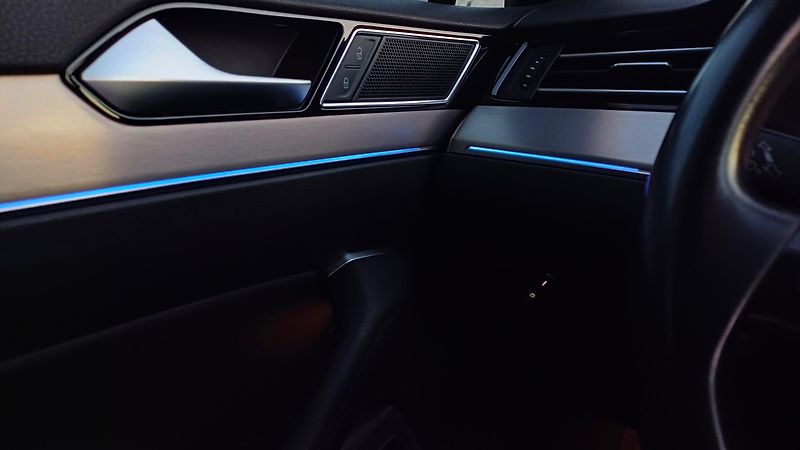 Volkswagen Passat Variant (2019) 2.0 Bi-TDI HIGHLINE - fotka 50 z 54