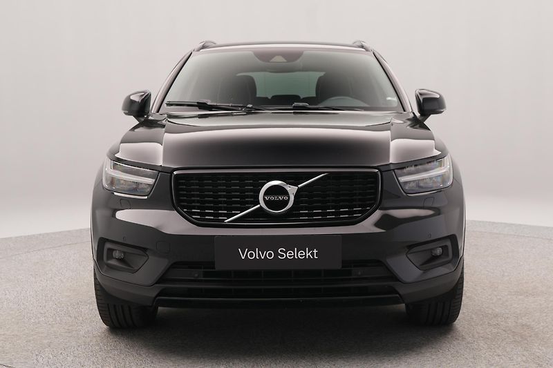 Volvo XC40 B4 AWD INSCRIPTION AUT  - fotka 15 z 51