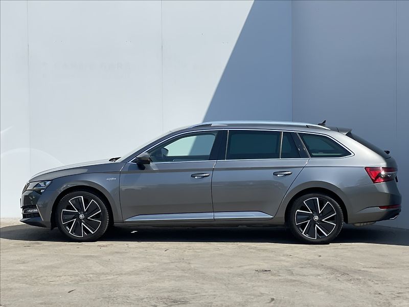 Škoda Superb 2,0 TSI 4x4 Combi L&K WEBA - fotka 2 z 24