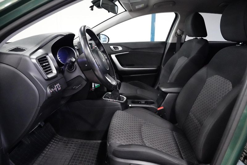 Kia Ceed - fotka 11 z 25