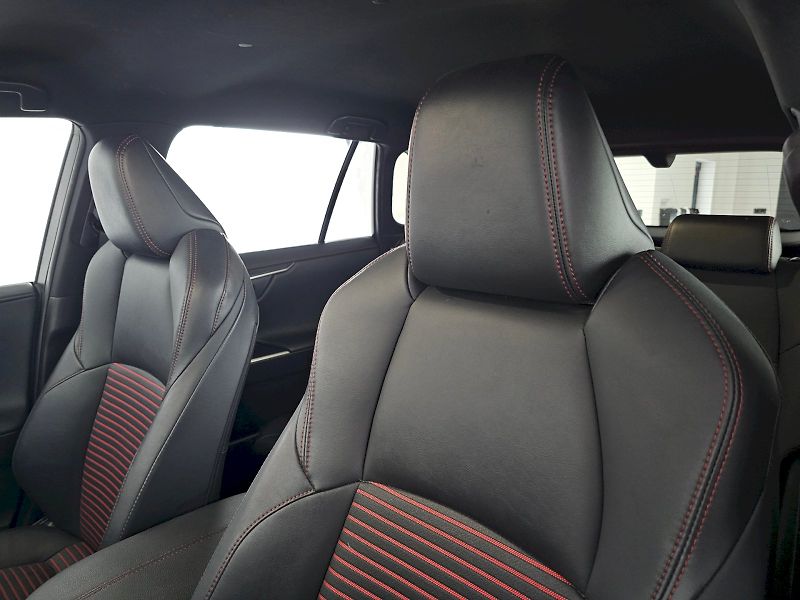 Toyota RAV4 (2022) 2.5Plug in 306k 4x4 SELECTION - fotka 8 z 30