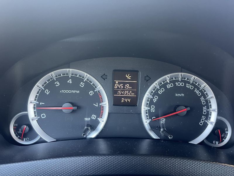 Suzuki Swift 1.2/69kW - fotka 15 z 18