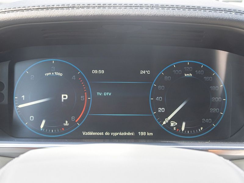 Land Rover Range Rover (2013) 3.0D 183KW - fotka 22 z 60