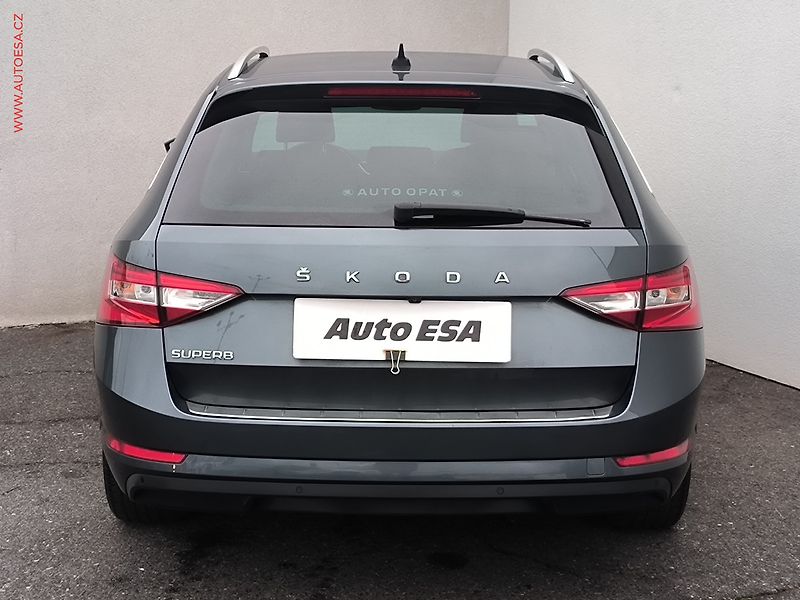 Škoda Superb (2019) 2.0 TDI, ČR, Style, DSG - fotka 5 z 27