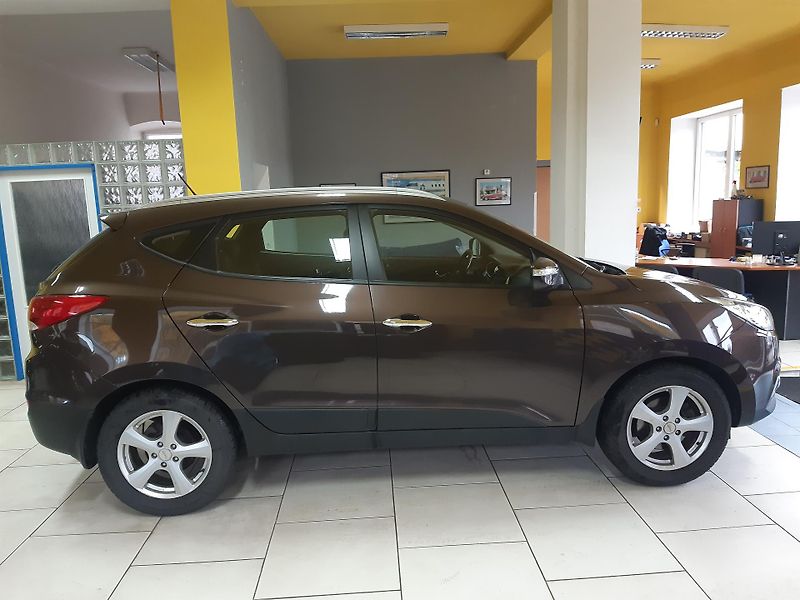 Hyundai ix35 1.6 i DIGIKLIMA 88000km        - fotka 7 z 25