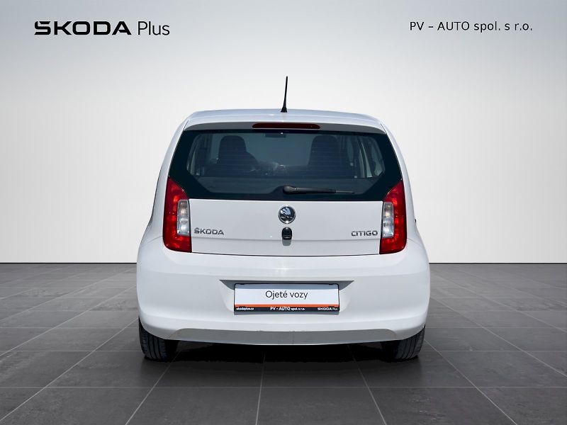 Škoda Citigo (2015) 1.0 MPI 44 kW Ambition Plus - fotka 22 z 28