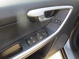 Volvo XC60 2.4 D5*136kW*AWD*197TKM*6MAN.P - náhled 12