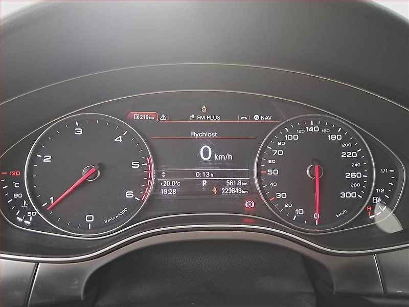Audi A6 (2013) 2.0 TDI, Automat, Kůže, Navi - fotka 11 z 20