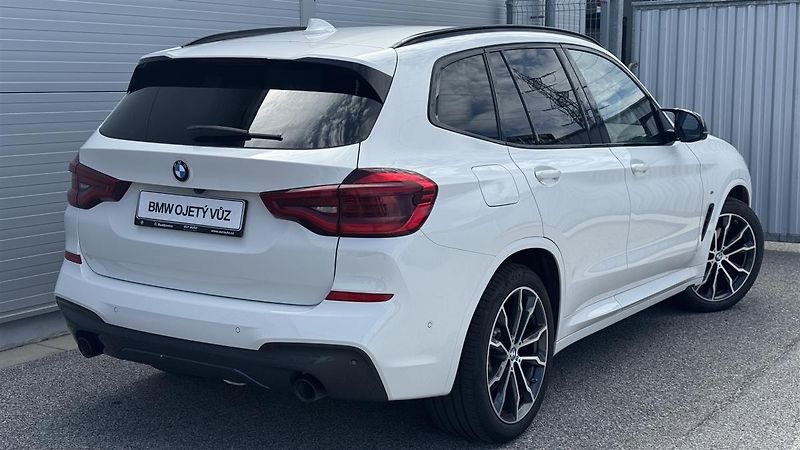 BMW X3 xDrive30d Mpaket - fotka 2 z 12
