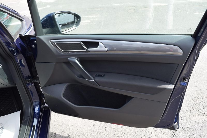 Volkswagen Golf Sportsvan (2017) 1.4TSI 92kw CLBMT ALLSTAR TAŽN - fotka 35 z 43