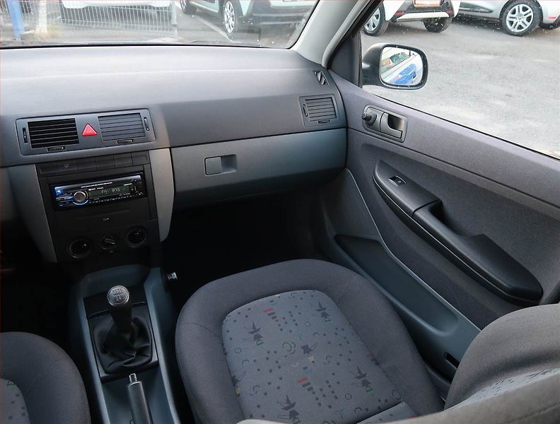 Škoda Fabia (2002) 1.4, po STK, udržované - fotka 8 z 14