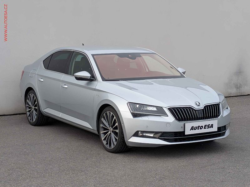 Škoda Superb (2018) 2.0TDi 4x4, ČR, navi, nez - fotografie inzerátu