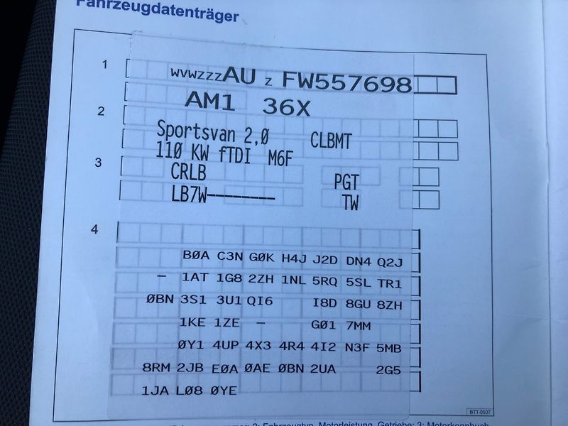 Volkswagen Golf Sportsvan (2014) 2.0 TDI Xenony , Webasto - fotka 19 z 31