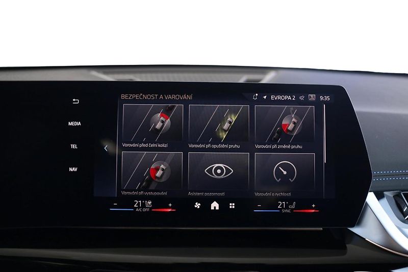 BMW X1 xDrive20d - fotka 13 z 24