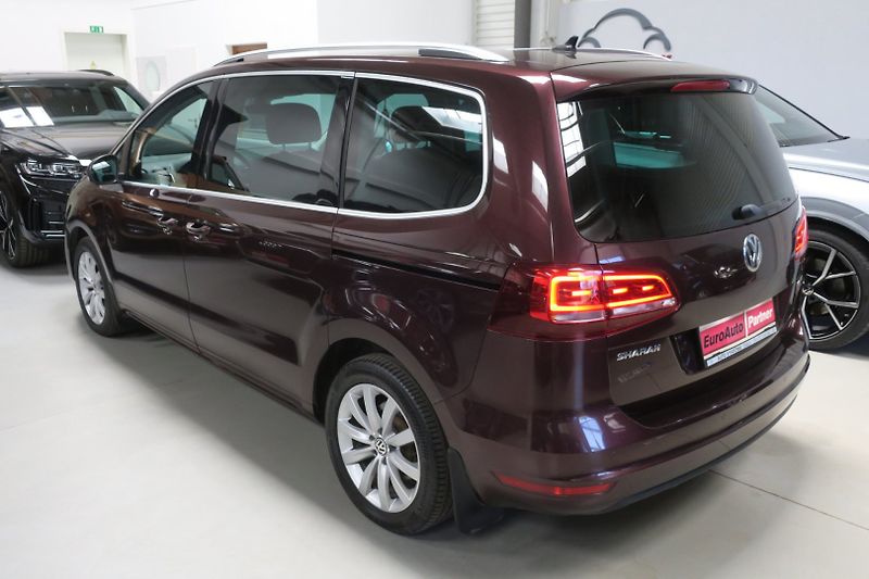 Volkswagen Sharan (2016) 2.0 TDI 135kW 4M Highline DSG - fotka 2 z 50