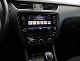Škoda Octavia (2019) Style 1.6 TDI, Tempomat - náhled 10