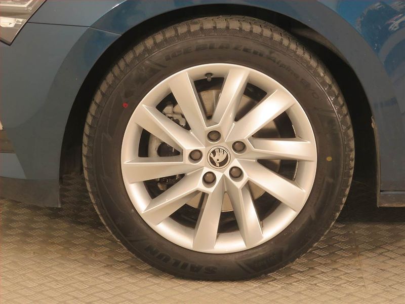 Škoda Superb (2019) Style 2.0 TDI, Automat - fotka 15 z 18