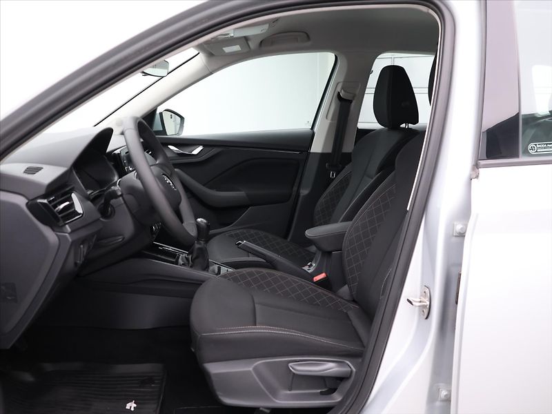 Škoda Kamiq 1,0 TSI 81kW CZ 1.Maj DPH - fotka 10 z 29