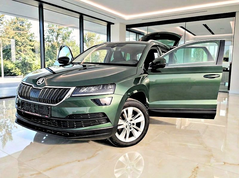 Škoda Karoq (2020) 1.6 TDi Style,Velká Výbava - fotka 1 z 41