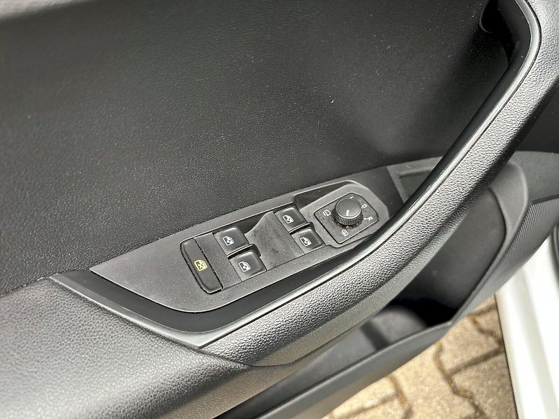 Škoda Karoq (2021) 1.5 TSI 110 kW ACT Style DSG - fotka 8 z 23