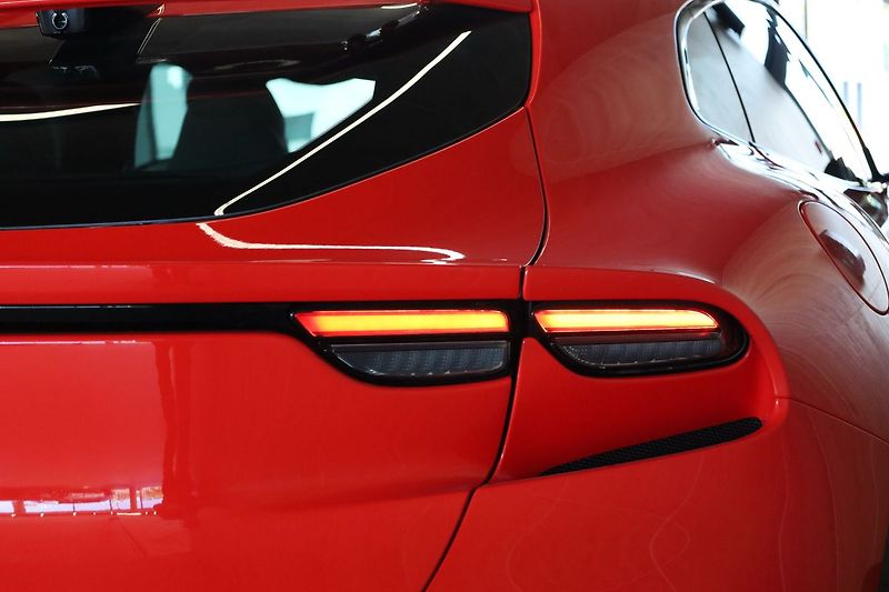 Ferrari Purosangue Lift, Karbon, Pano, Masáž - fotka 14 z 45