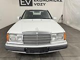 Mercedes-Benz Třídy E (1991) 2.3 , AT ,SERVIS DOLOŽEN! - náhled 9