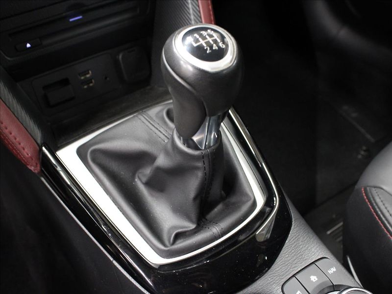 Mazda CX-3 2,0 i 110KW AWD - fotka 25 z 35