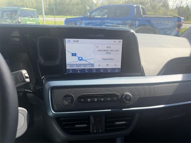 Ford Tourneo Courier Active, Tourneo, 1.0 EcoBoost - fotka 19 z 20