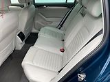 Volkswagen Passat (2021) 2.0 TDi, ČR, Elegance, LED - náhled 9