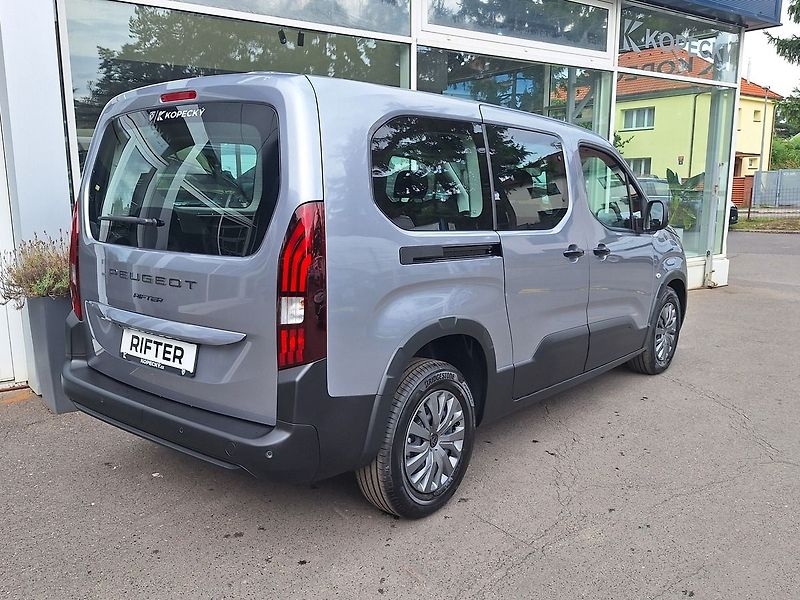 Peugeot Rifter (2026) LONG ALLURE BHDi 130k MAN6 - fotka 7 z 22