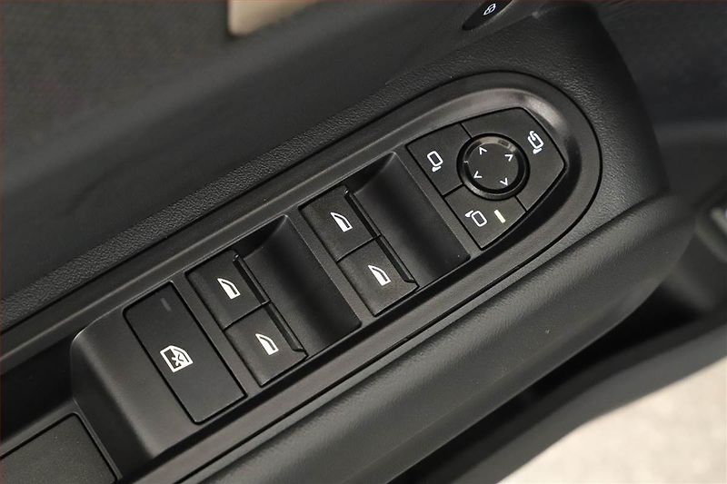 Mini Countryman (2025) S All4, JCW, HUD, Kamera, Navi - fotka 21 z 23