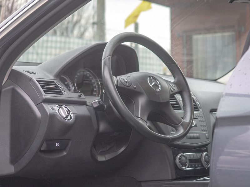 Mercedes-Benz Třídy C (2009) 200CDI man – 2x ALU kola - fotka 11 z 46