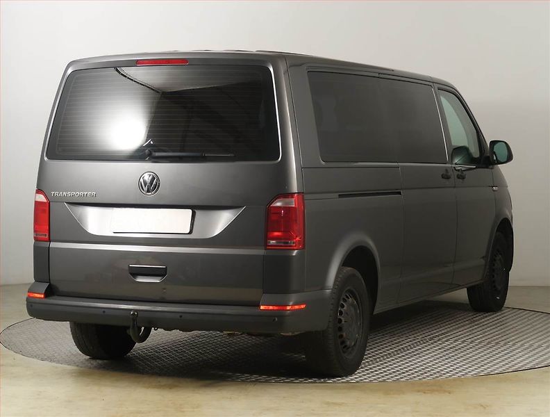 Volkswagen Transporter (2019) 2.0 TDI, Bus, 9Míst, DPH - fotka 5 z 20
