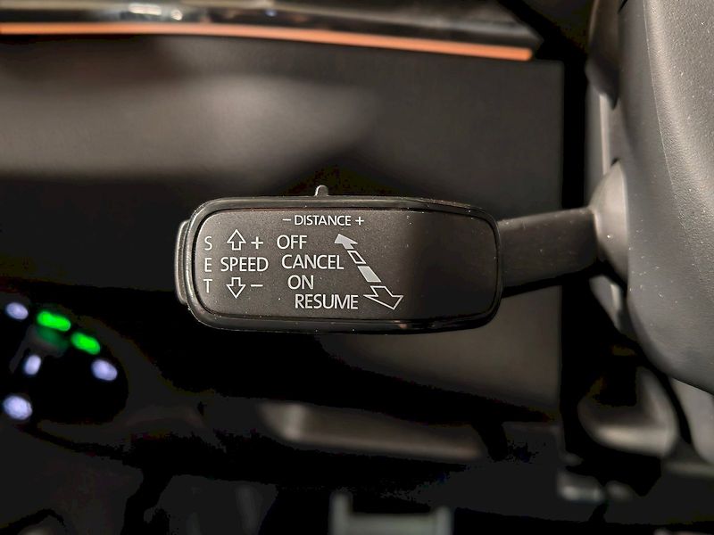 Škoda Karoq (2025) 1.5 TSI 110 kW DSG Sportline - fotka 17 z 32