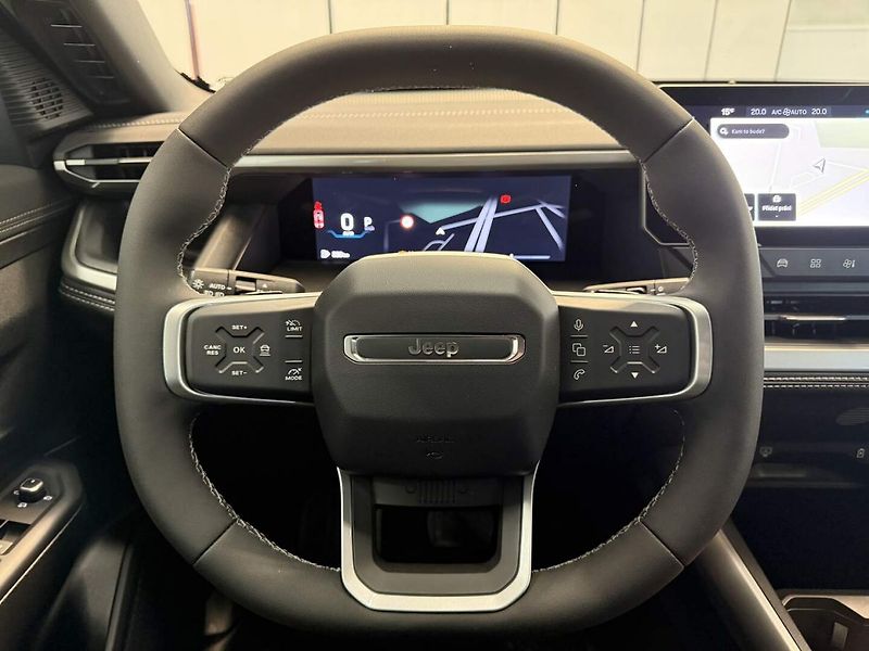 Jeep Compass (2026) First Edition e-Hybrid 145k eD - fotka 8 z 25