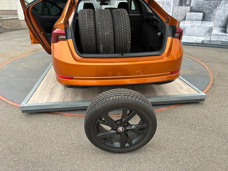 Škoda Octavia (2022) 1.5TSi,110KW,VYHŘ.SEDADLA,TEMP - fotka 10 z 21