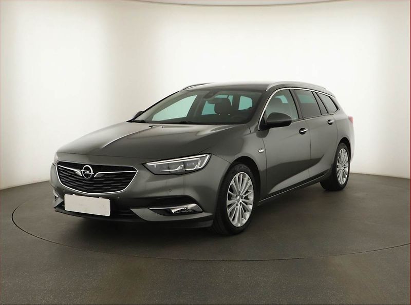 Opel Insignia (2018) 2.0 CDTI, Automat, Navi - fotka 2 z 16