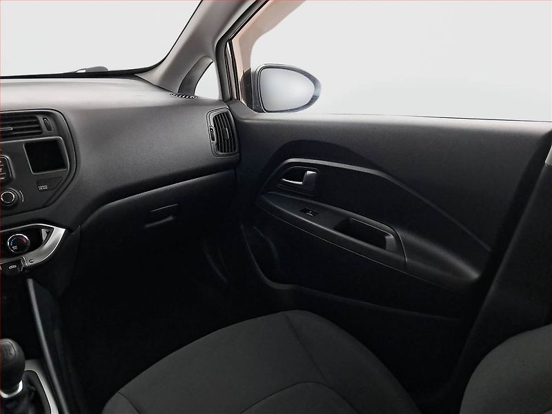 Kia Rio (2012) 1.4 CVVT - fotka 8 z 16