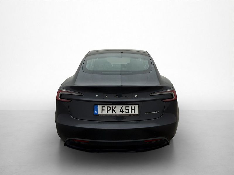 Tesla Model 3 Long Range AWD Highland - fotka 6 z 26