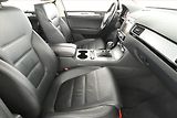 Volkswagen Touareg (2016) R-Line 3.0 TDI, 4X4, Automat - náhled 7