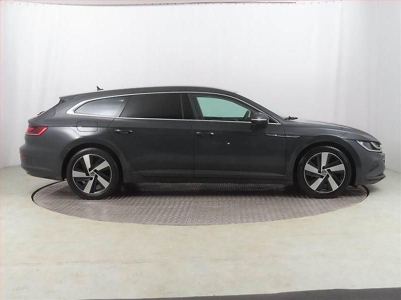 Volkswagen Arteon (2021) 2.0 TDI - fotka 6 z 25
