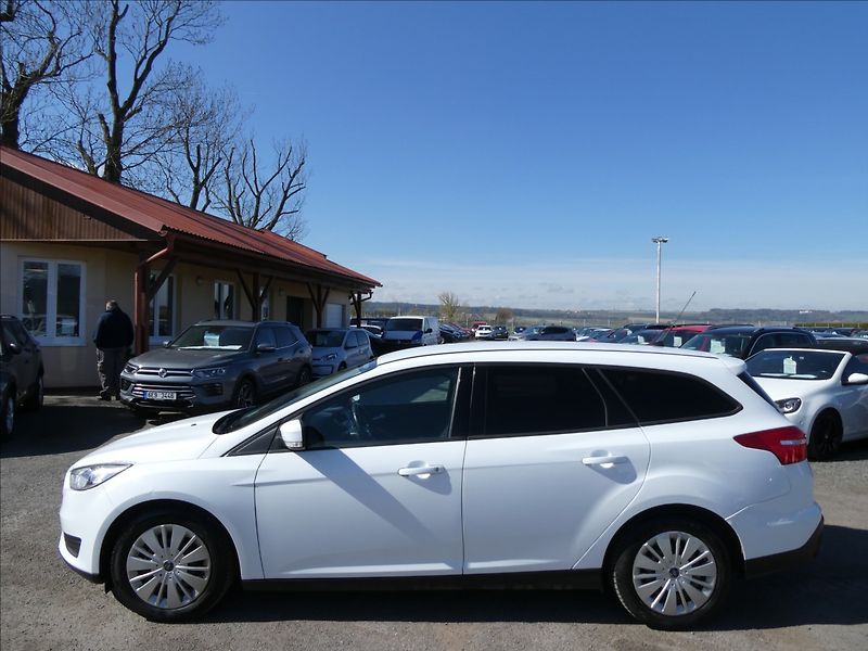 Ford Focus 1,5 TDCi Combi,po servise+STK - fotka 6 z 51