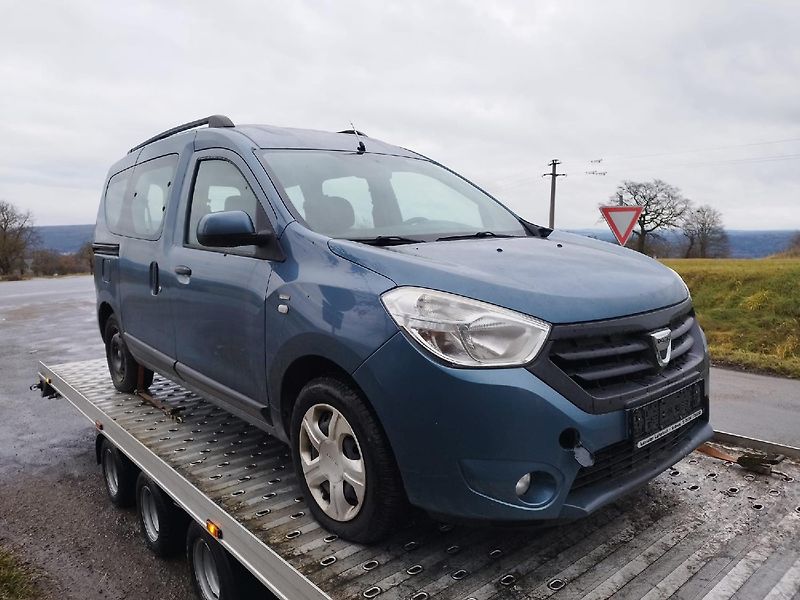 Dacia Dokker 1.2 TCe - Klima špatný´motor - fotka 1 z 8